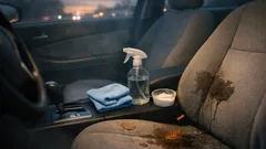 How to clean car upholstery with vinegar without ruining the fabric