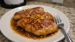 Juicy Orange Chicken Breast With a Simple White Wine Pan Sauce