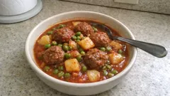 Italian Stewed Meatballs in One Skillet—With Potatoes and Peas